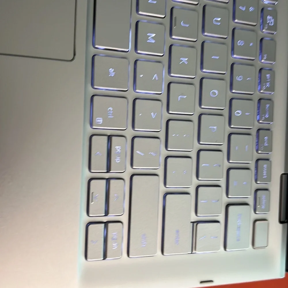 Dell, inspiration 7306 2n1 (intel powered by core) i5